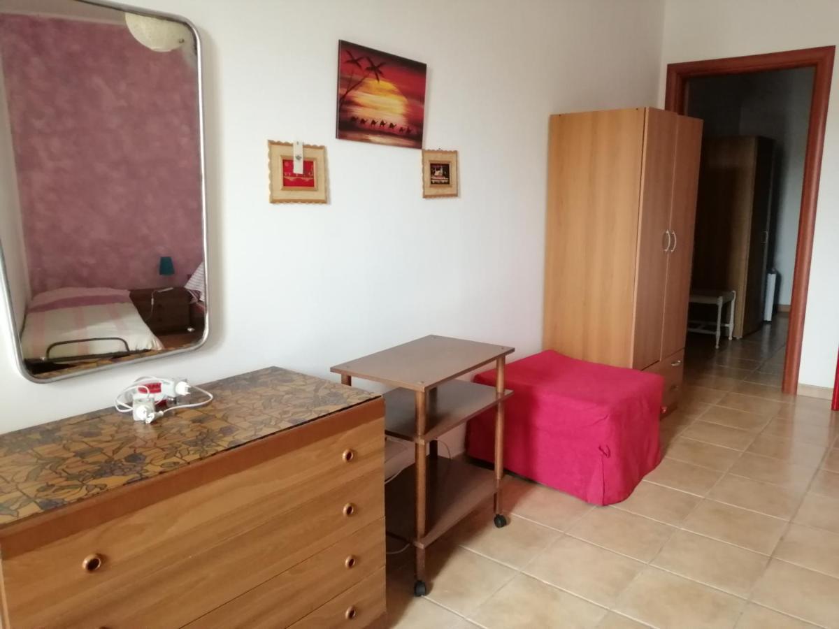 Vento Dell'Est Bed & Breakfast San Cataldo  Bagian luar foto