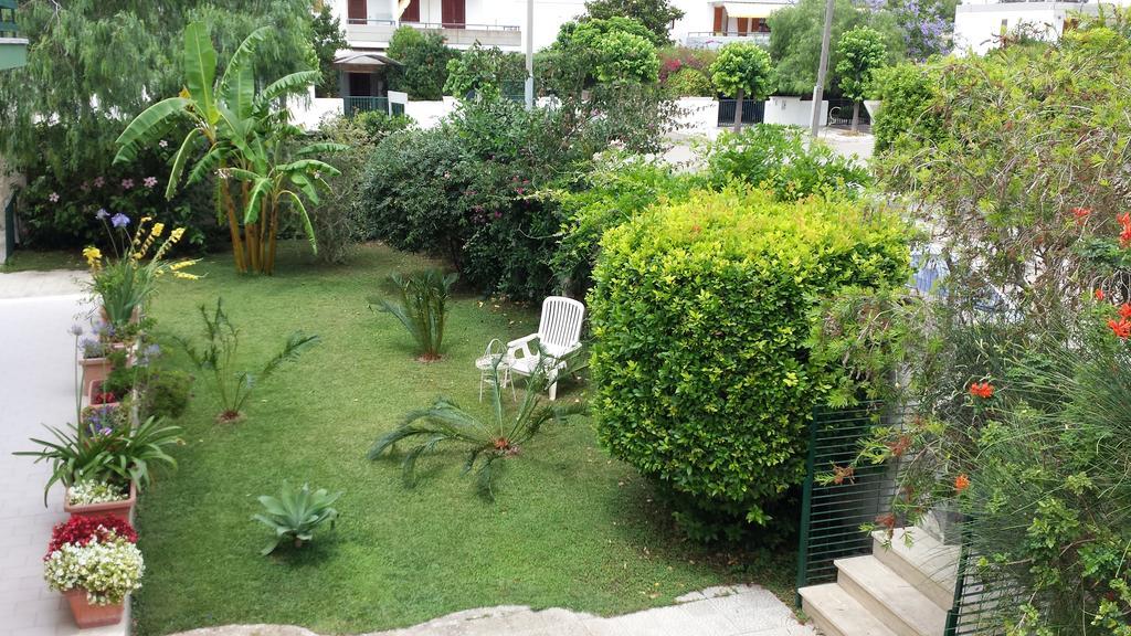 Vento Dell'Est Bed & Breakfast San Cataldo  Bagian luar foto