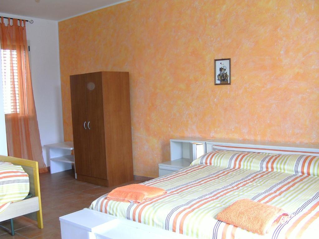 Vento Dell'Est Bed & Breakfast San Cataldo  Bagian luar foto